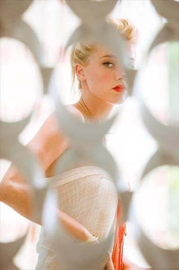 Amber Heard - original49.jpg